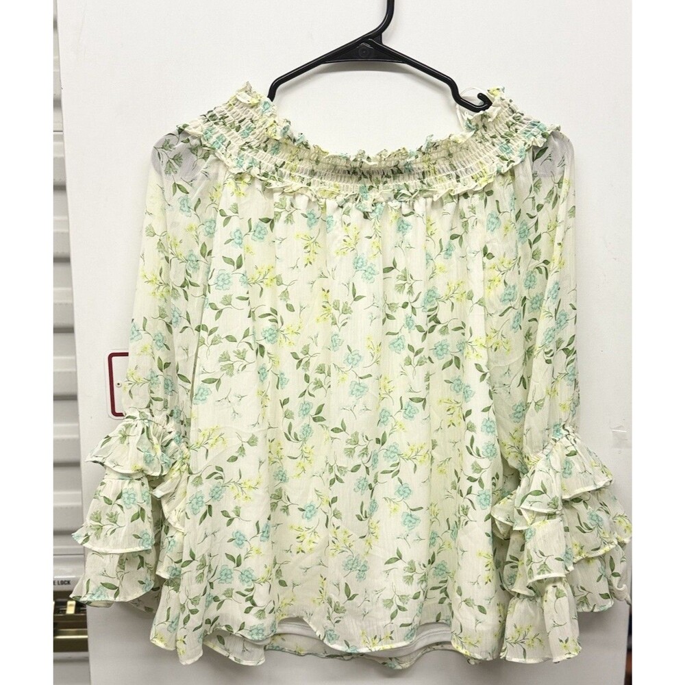 NWT CeCe Mint Crème Off the Shoulder Top Smocked Neck Ruffle Sleeves Size M